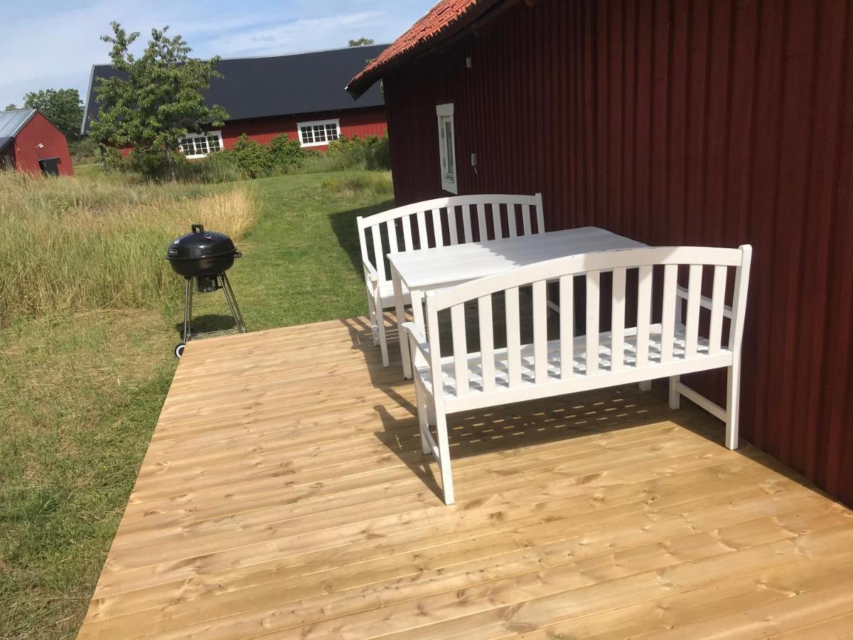 Nice Holiday House At Horse Farm With Lake And Sauna Holo  المظهر الخارجي الصورة