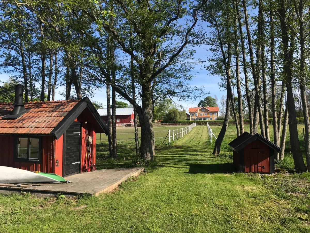 Nice Holiday House At Horse Farm With Lake And Sauna Holo  المظهر الخارجي الصورة